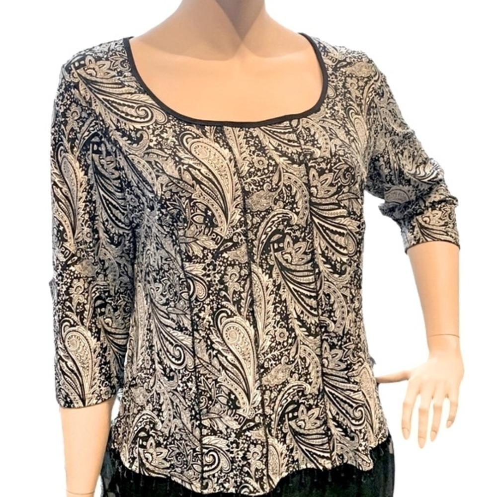 JBS Shimmering Paisley Top Plus 2X Black White, Beads Along Hem 1/2 Sleeves NWT